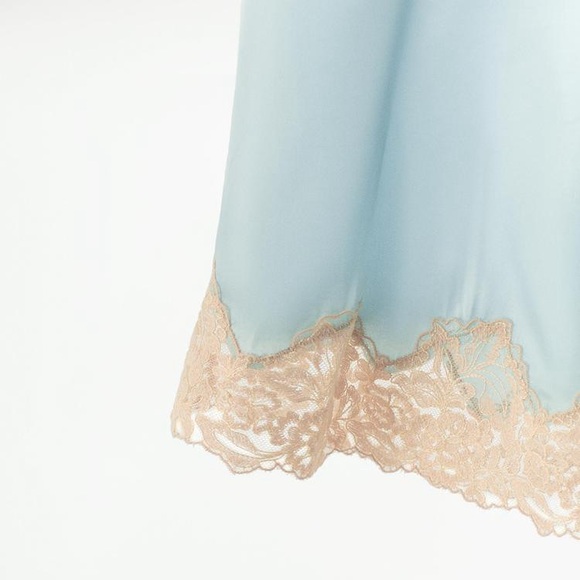 NWT Zara Blue LACE SATIN EFFECT PAJAMA SHORTS. Size Medium - Picture 6 of 6